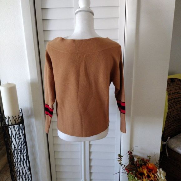 RIVER Island off shoulder sweater with contrasting red/black stripe. Sz. 10 - Picture 3 of 8